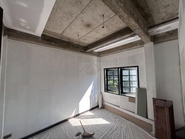 �Ҥ�þҳԪ�������� �Ѳ�ҡ�ا෾