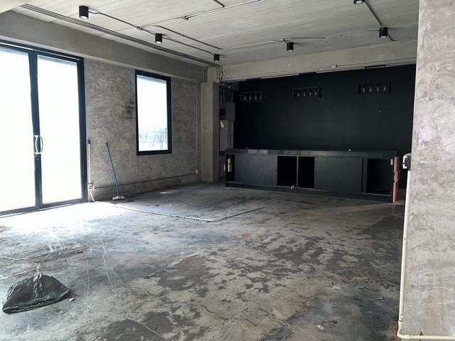 �ӹѡ�ҹ������ �Թᴧ��ا෾