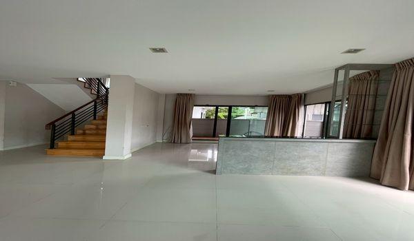 ��º�ҹ �ѹ����ǡ�ا෾