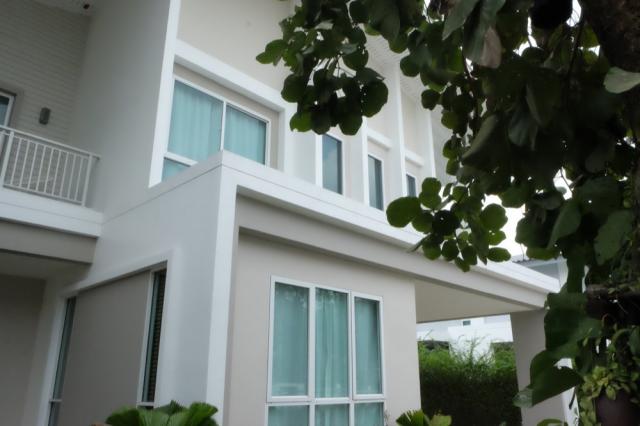 ��ҹ��ا෾ 105 ���ҧ��