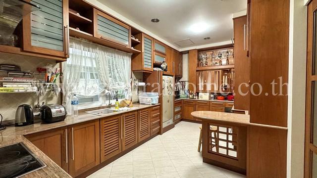 ��º�ҹ ����Ѳ�ҡ�ا෾