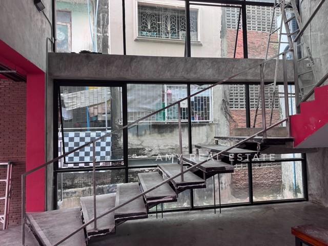 �ӹѡ�ҹ������ ���¢�ҧ