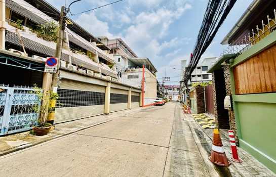 ��·��Թ �ҷá�ا෾