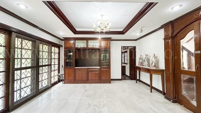 ��º�ҹ ����Ѳ�ҡ�ا෾