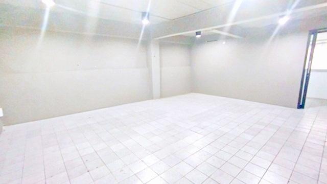 �ӹѡ�ҹ������ �Թᴧ��ا෾