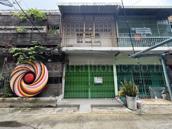 �Ҥ�þҳԪ�� �ҤҶ١ �ҧ��Ѵ