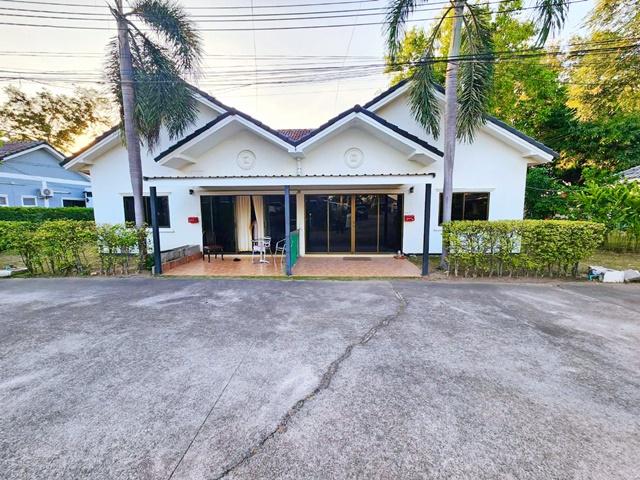 ��áԨ������ �ҧ���ا�ź���