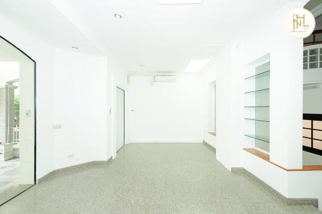 ����ӹѡ�ҹ �ҧ��Ѵ��ا෾