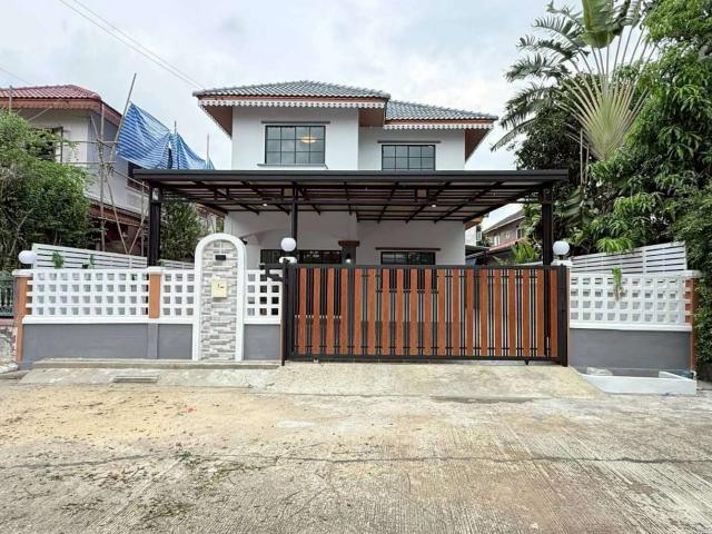 ��ҹ��ا෾ 3,800,000 �ҷ