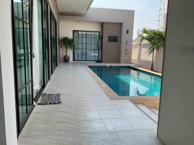 Pattaya dot Property