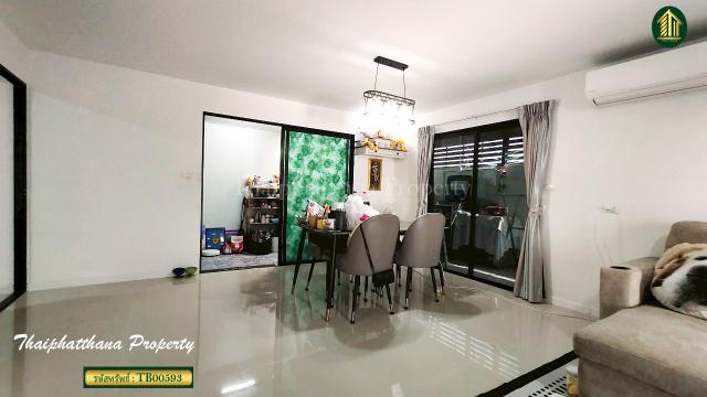 ��º�ҹ �ҧ�����طû�ҡ��