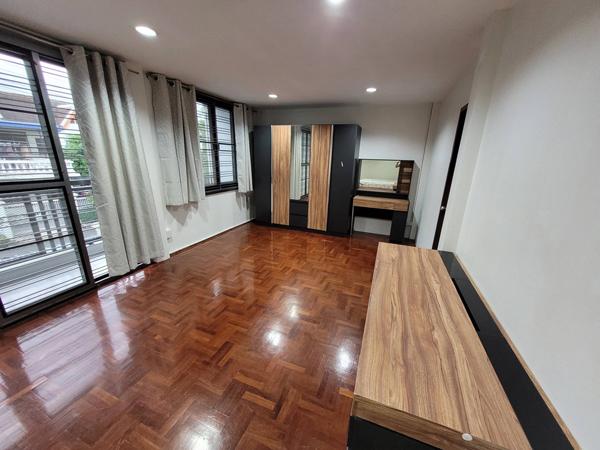 ��ǹ���������� ���¢�ҧ