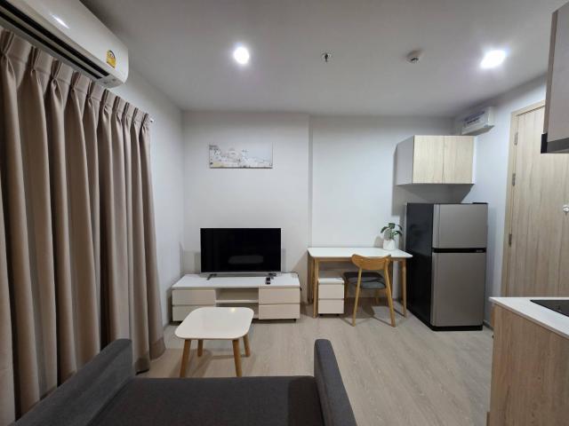 ���ͧ �� All Living