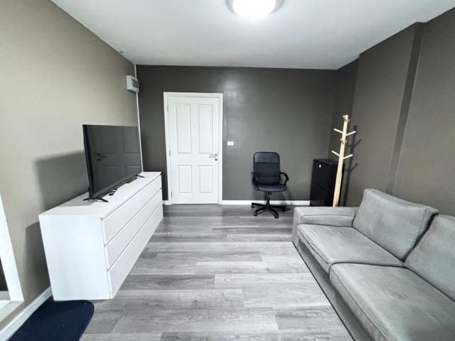 ��¤͹� �ҧ�����طû�ҡ��