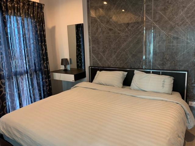 �͹��Ⱥ�����ͧ�ҡ��� �������