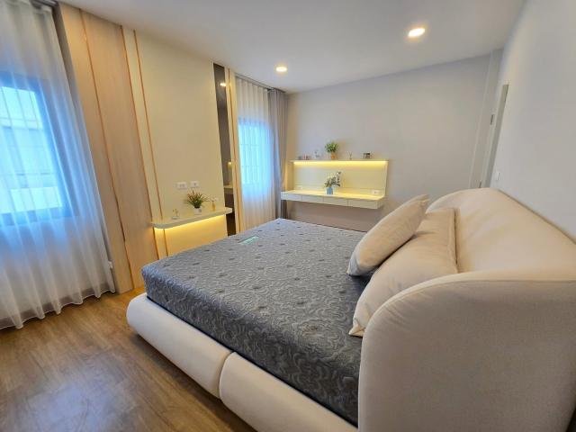 ��º�ҹ����� �ҧ�����طû�ҡ��