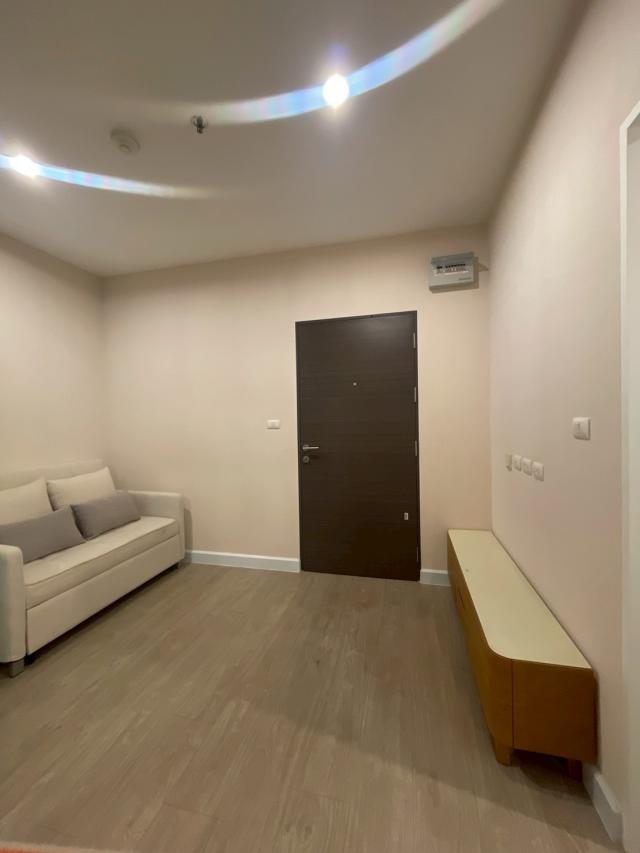 �ҧ���� �� All Living