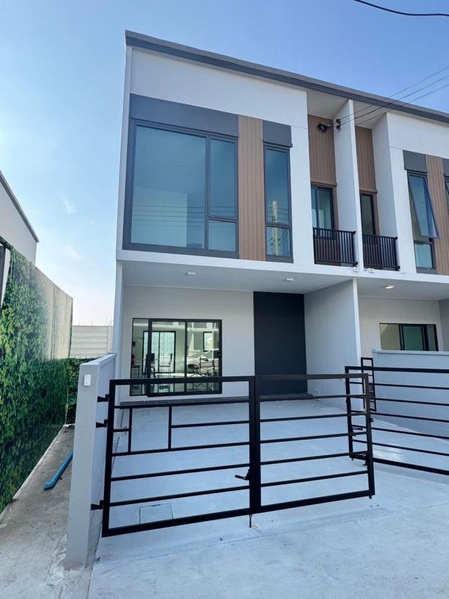 �����ҹ� �� Sansuda Sangiamrak