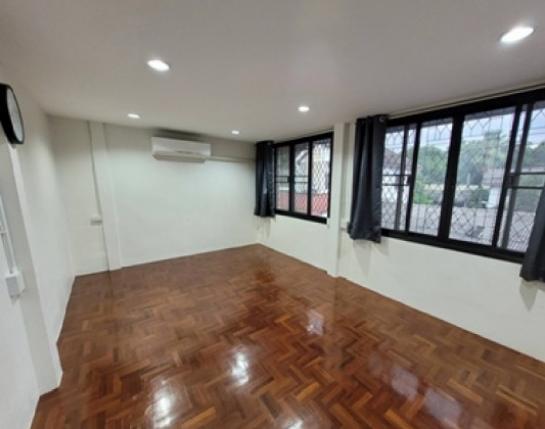 ��ҹ����͡��������鹷ҧ ���¢�ҧ