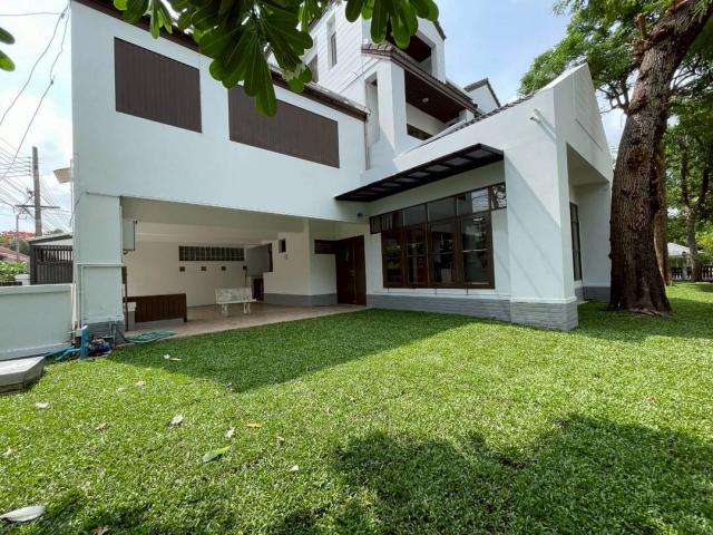 ��ҹ������ ��بѡá�ا෾