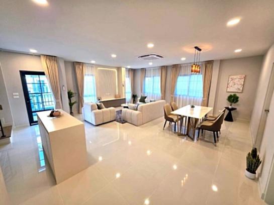 ��ҹ������ �ҧ�����طû�ҡ��