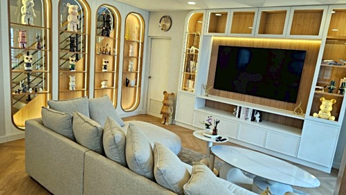 ��º�ҹ �ҧ�����طû�ҡ��