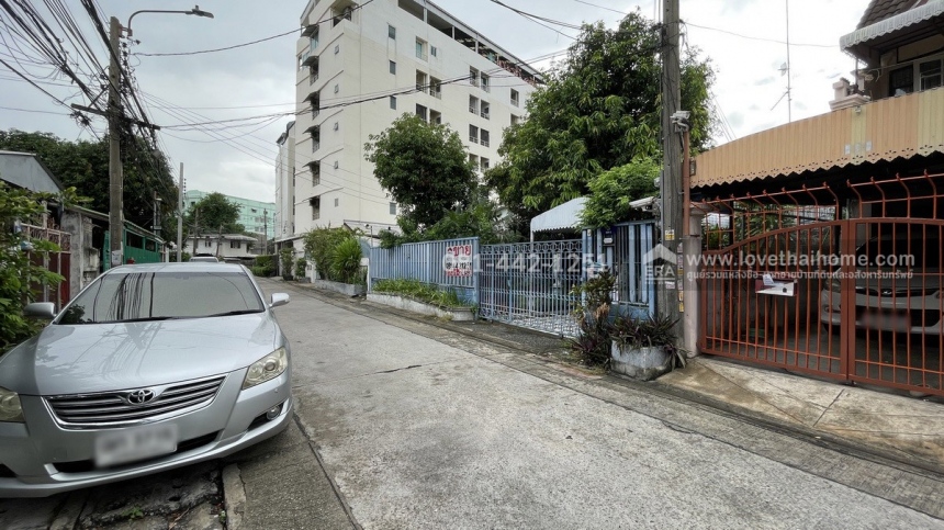 ��º�ҹ �ҧ�ҡ�ا෾