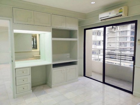 �͹���ͧ���ҧ�ҡ ��ͧ��