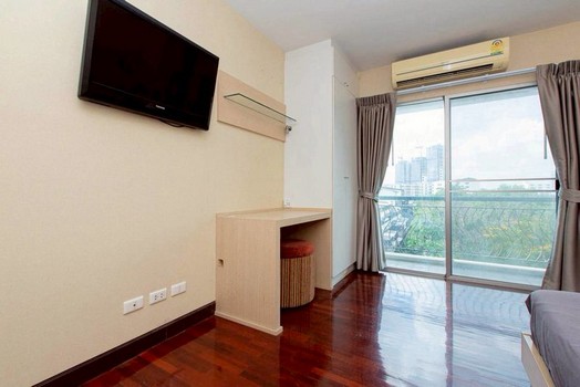 �͹������� 9,000 �ҷ�����͹