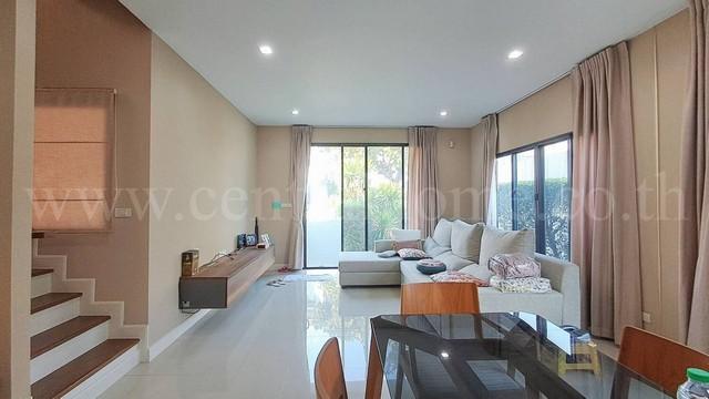 ��º�ҹ �ҧ�����طû�ҡ��