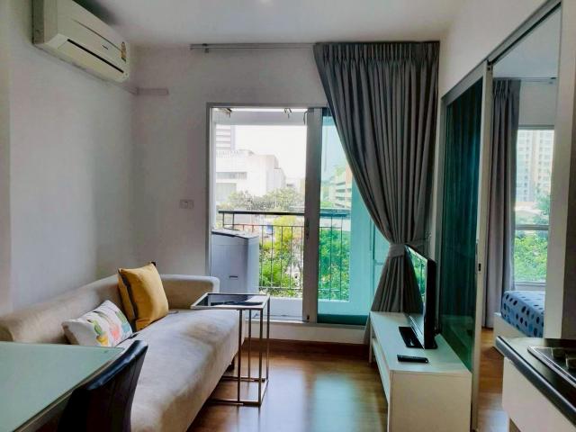 �͹ⴡ�ا෾ 2,100,000 �ҷ