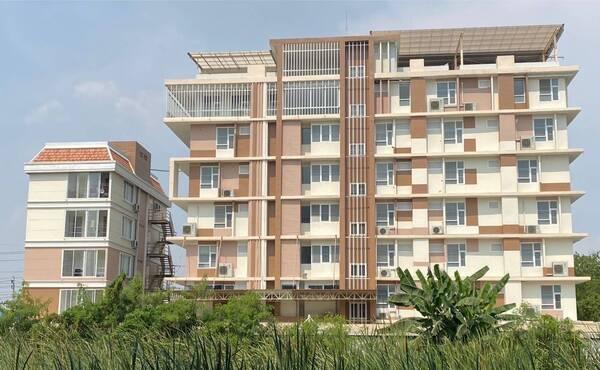 ���ͧ �� Estate Corner