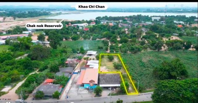 ���Թ Sukhumvit