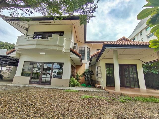 ��ҹ ��بѡ�