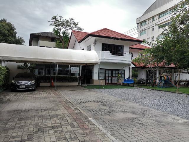 ��ҹ������ ��بѡá�ا෾