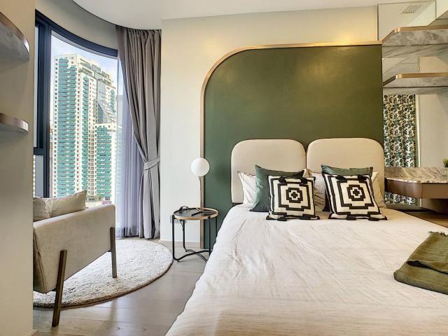 �͹������� �Ѳ�ҡ�ا෾