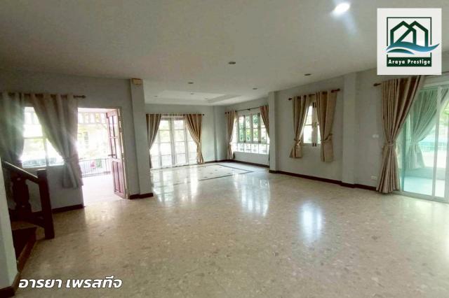 ��º�ҹ ��觤�ء�ا෾