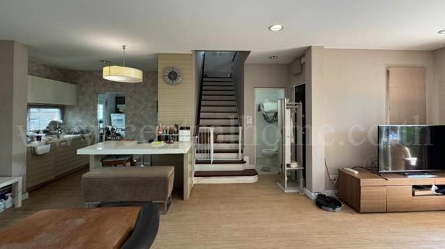 ��º�ҹ �ҡ��� �������