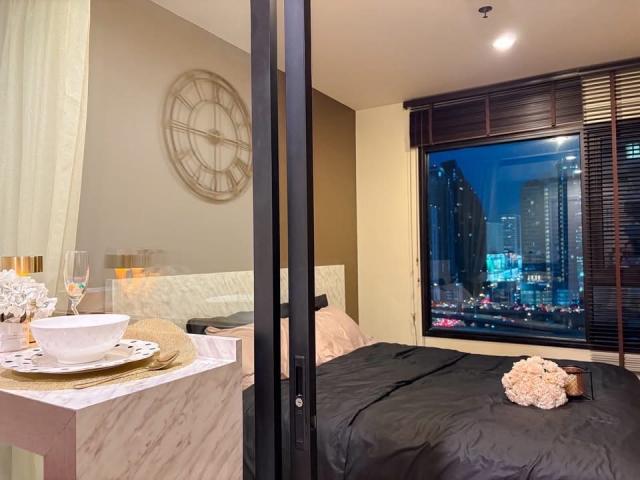 �͹������� ���¢�ҧ��ا෾