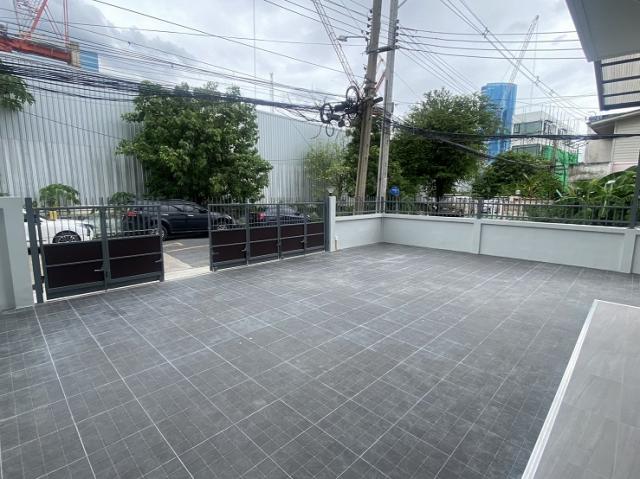 �ӹѡ�ҹ������ ��بѡ�