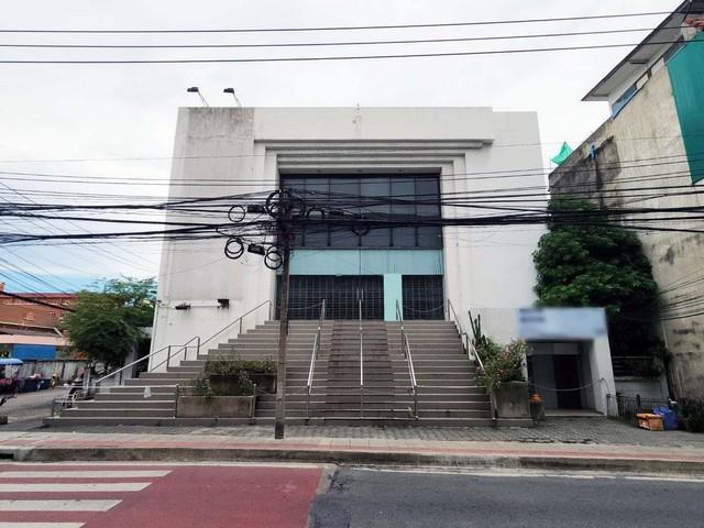 ����ӹѡ�ҹ ���¢�ҧ