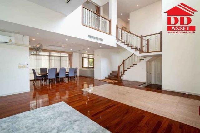 ��º�ҹ �Ѳ�ҡ�ا෾