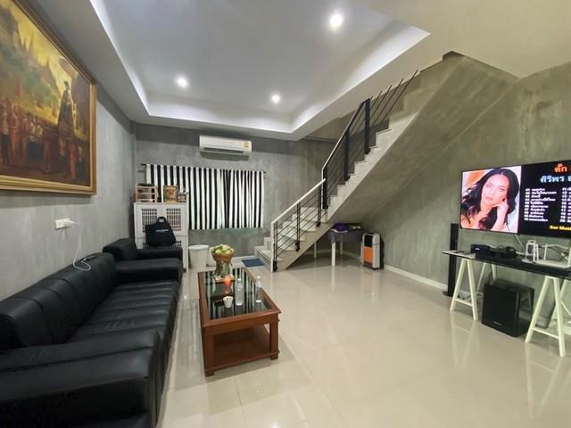 ��ҹ������ �͹���ͧ��ا෾