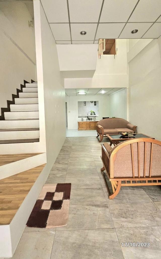 �س ��ѳ��