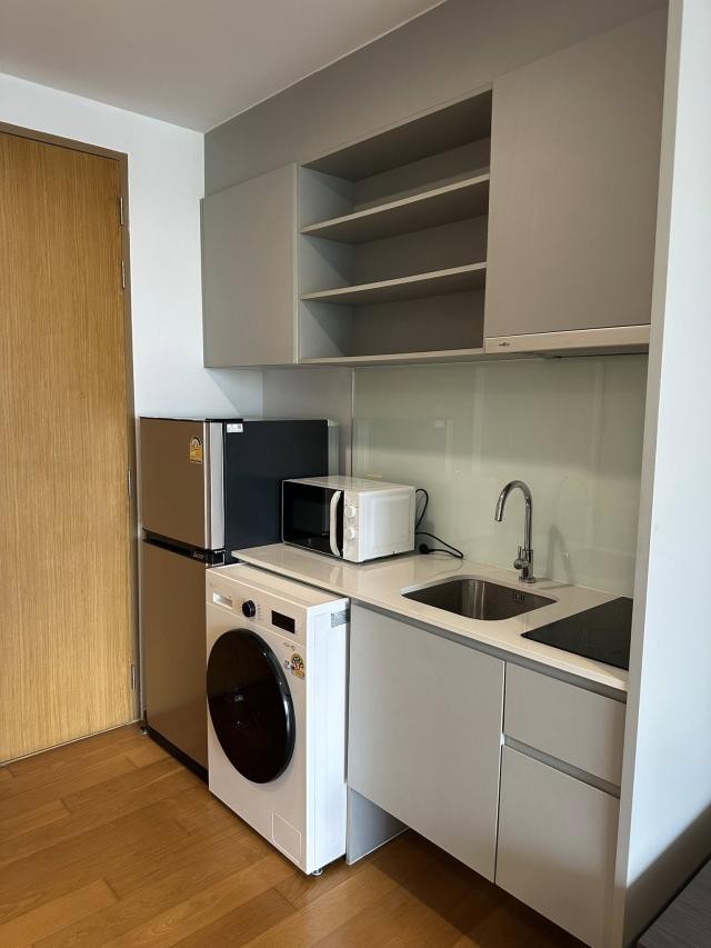 �͹������� �ҧ�ѡ��ا෾