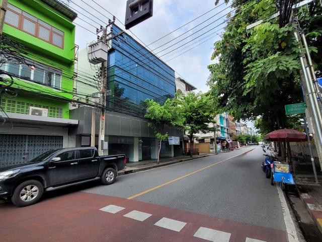 ����ӹѡ�ҹ �ҧ�͡�˭��ا෾