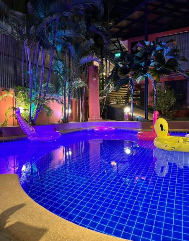 ��áԨ������ �ҧ���ا�ź���