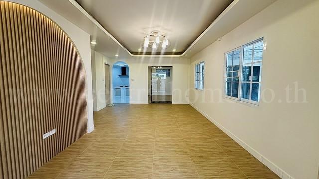 ��º�ҹ �ҧ��Ƿͧ�������