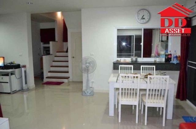 ��º�ҹ �չ���ա�ا෾