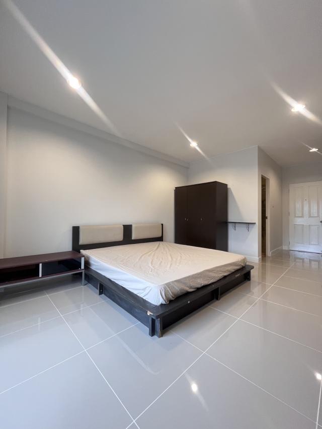 �͹ⴺҧ��Ҹ� ��طû�ҡ��